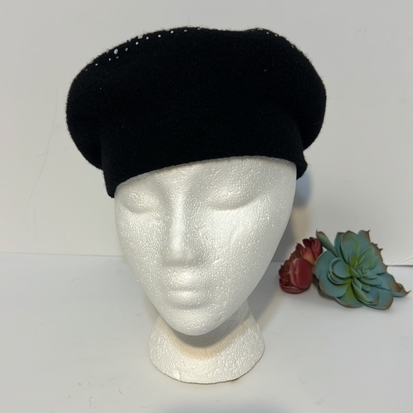 Magid Hats Womens Sequenced Black Bling Winter Wool Blend Beanie - Picture 4 of 8